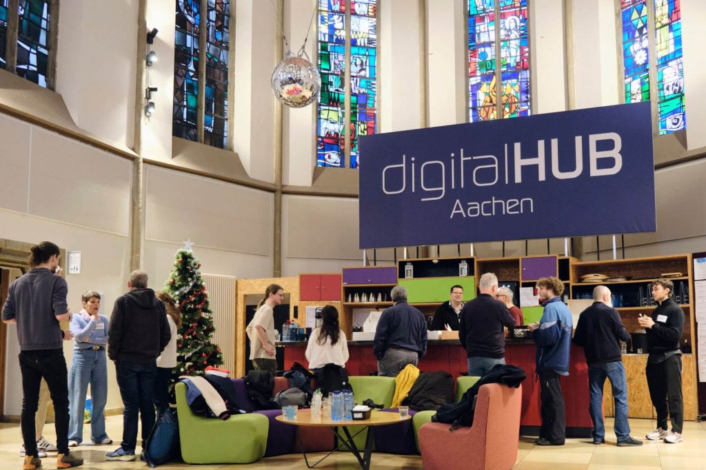 Die Teilnehmer in der Digi Church