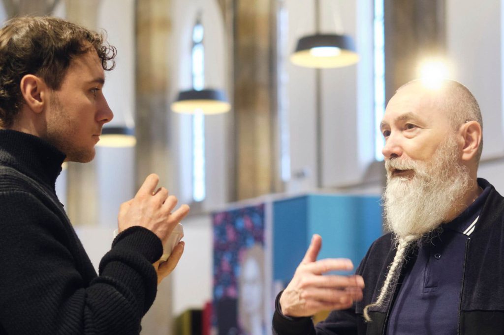 Sean im Dialog mit Carsten